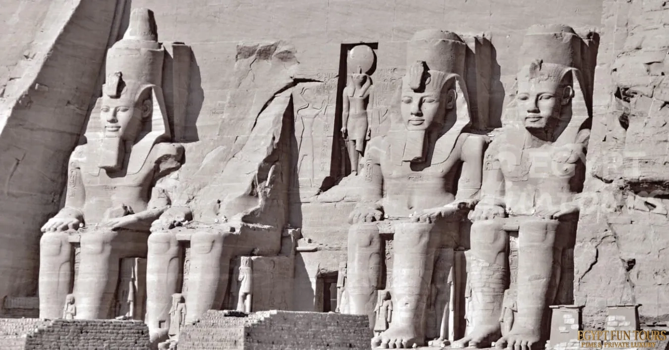Ramses II statues