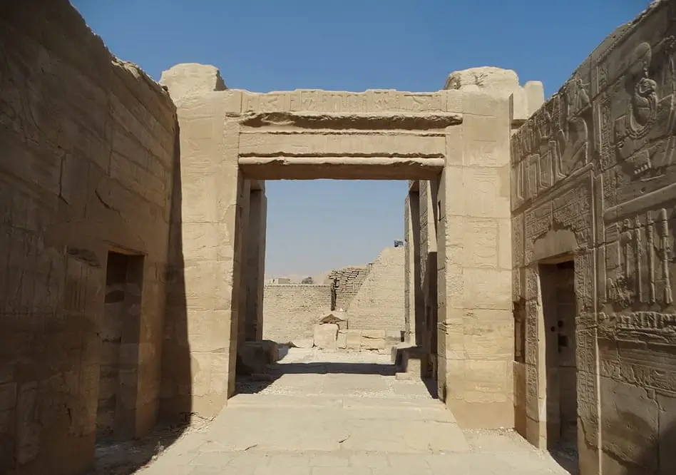 A Textbook in Stone Seti's Art vs. Ramesses' Art