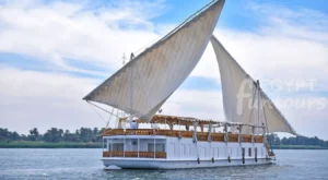 Dahabiya Sailing