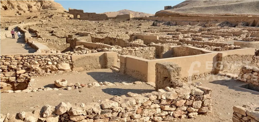 Deir El-Medina; The Secret Village of the Valley of the Kings Artists