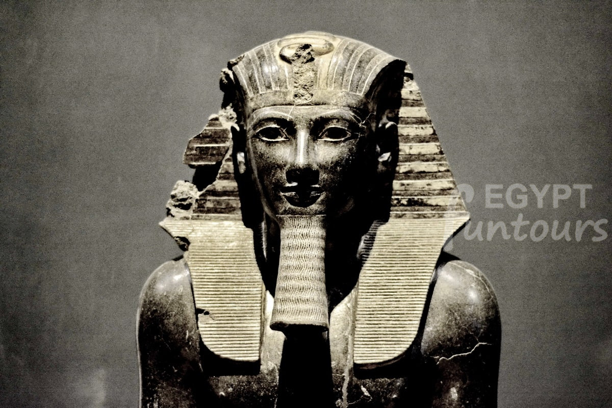 luxor museum artifacts 12