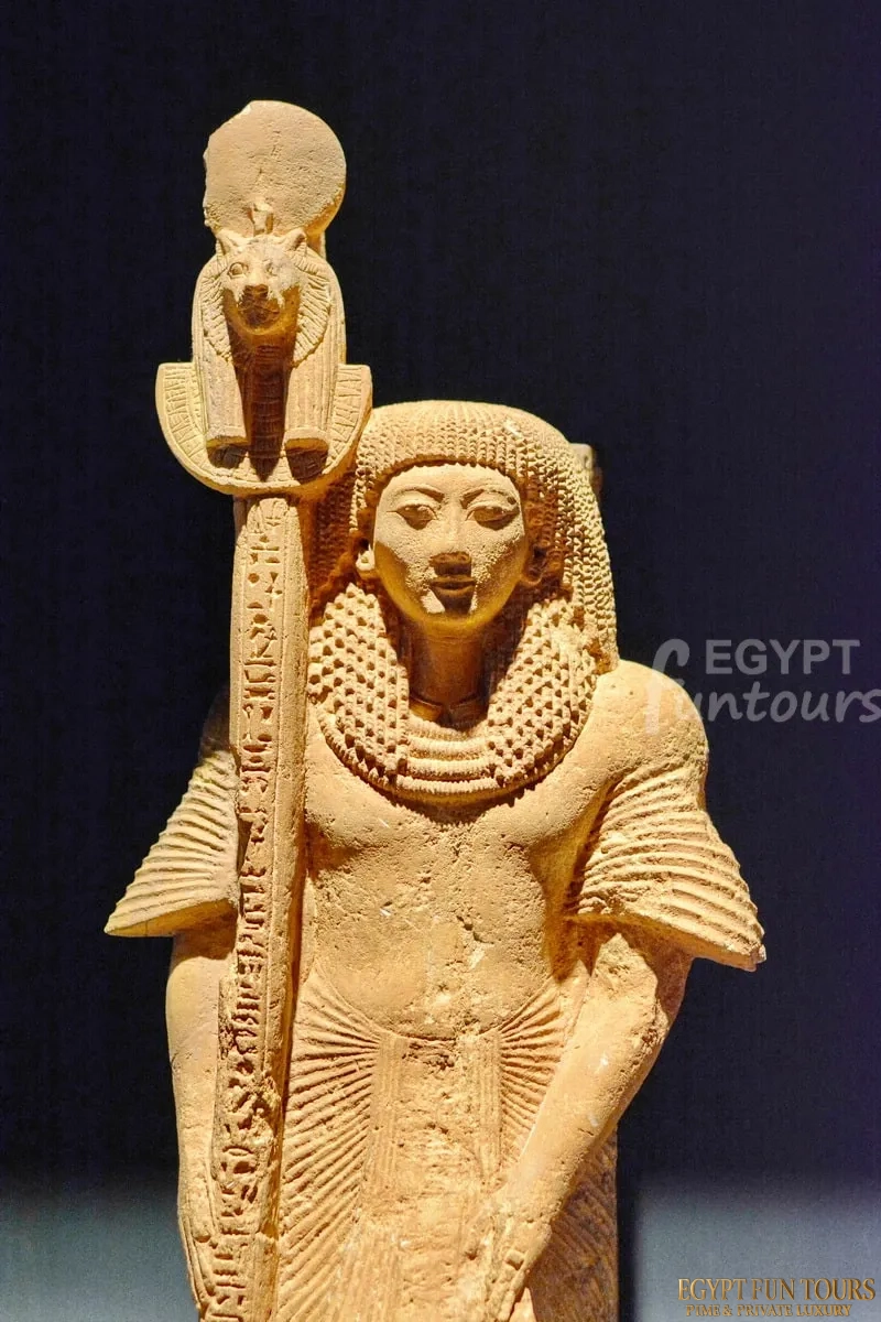 luxor museum artifacts 17