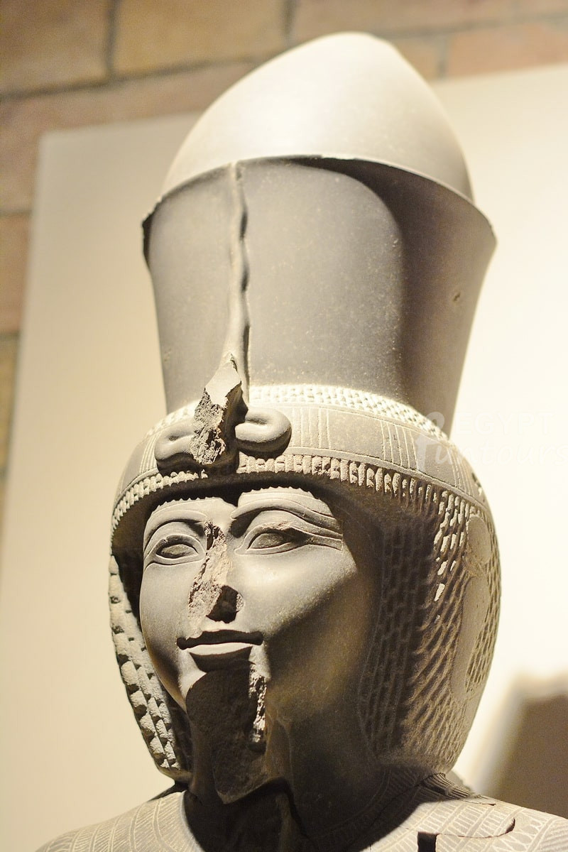luxor museum artifacts 18