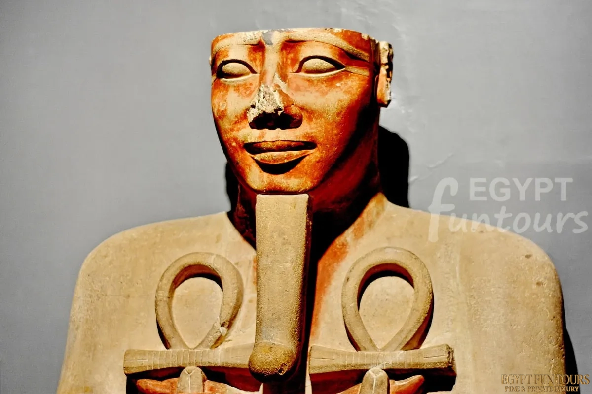 luxor museum artifacts0 3