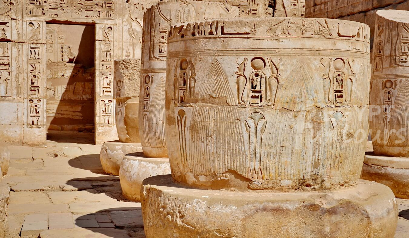 luxor temple of madinet habu ramses III 6