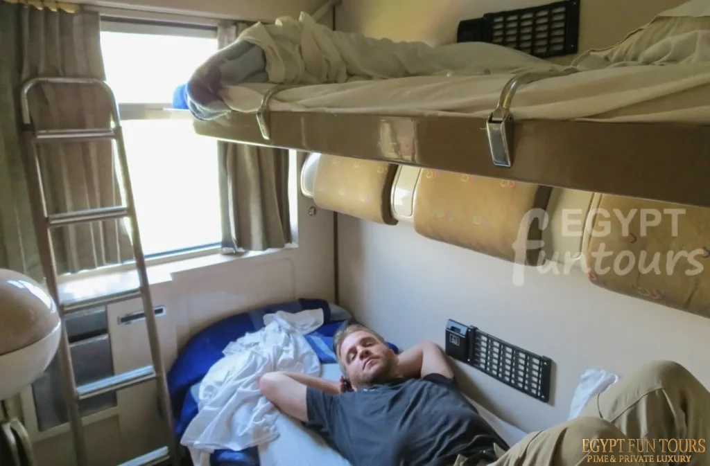 booking the night train online - sleeper train egypt