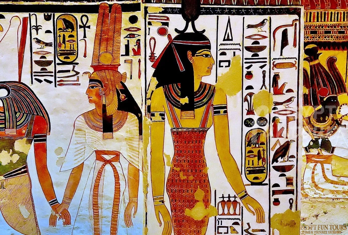 Nefertari tomb qv66 valley queens luxor 10 min min