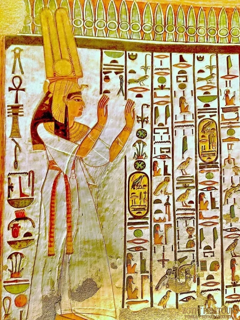 Nefertari tomb qv66 valley queens luxor 21 min min