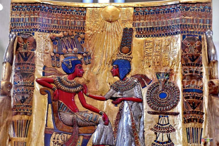 King Tutankhamun tomb discovery - God Aten - Atenism