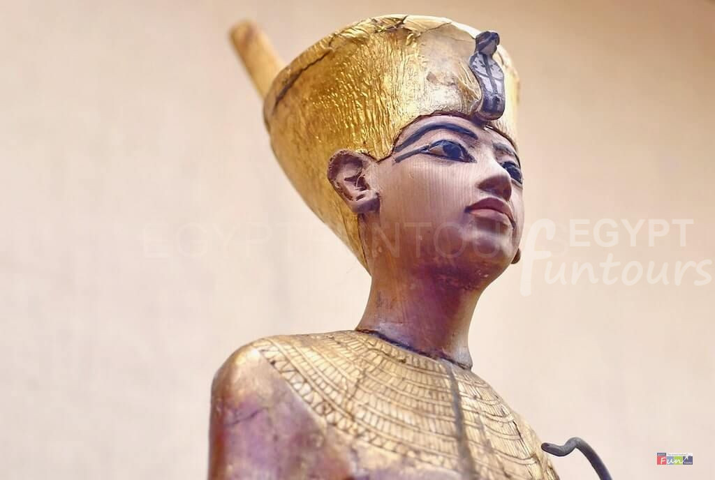 Ushabti statues from Tutankhamun's tomb artifacts - Egypt Fun Tours