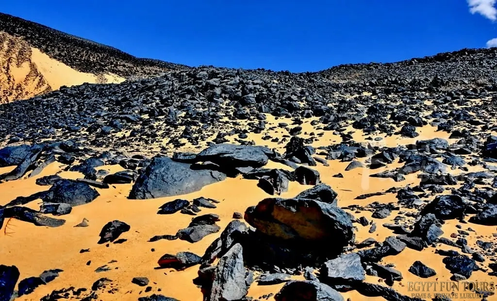 2-Day White Desert & Bahariya Oasis Private Safari; A Surreal Expedition from Cairo - black desert