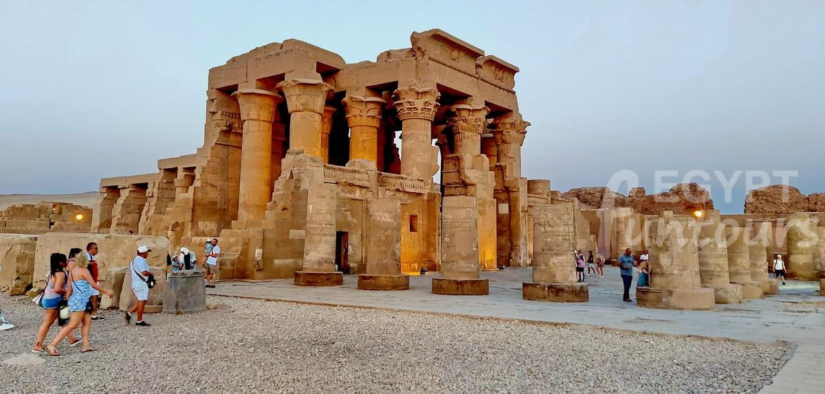 Wheelchair Cairo and Aswan Tour for 4 Days 2024