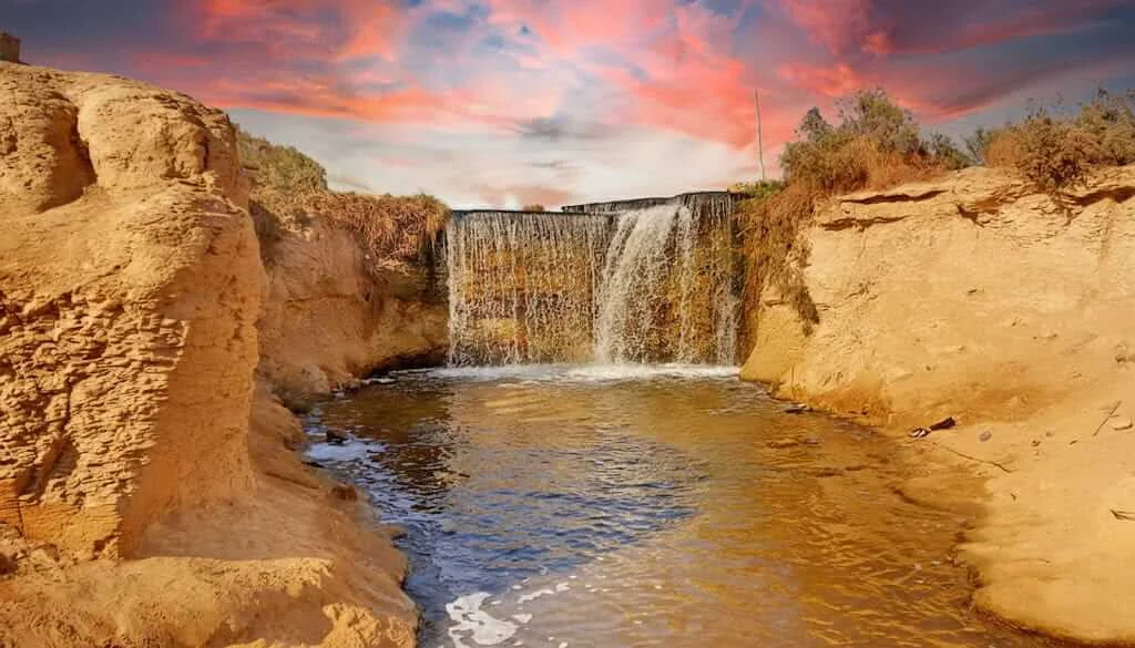 Fayoum Oasis Expedition; A Private 4x4 Journey to Wadi El Hitan and Magic Lake - Wadi El Rayan Waterfalls