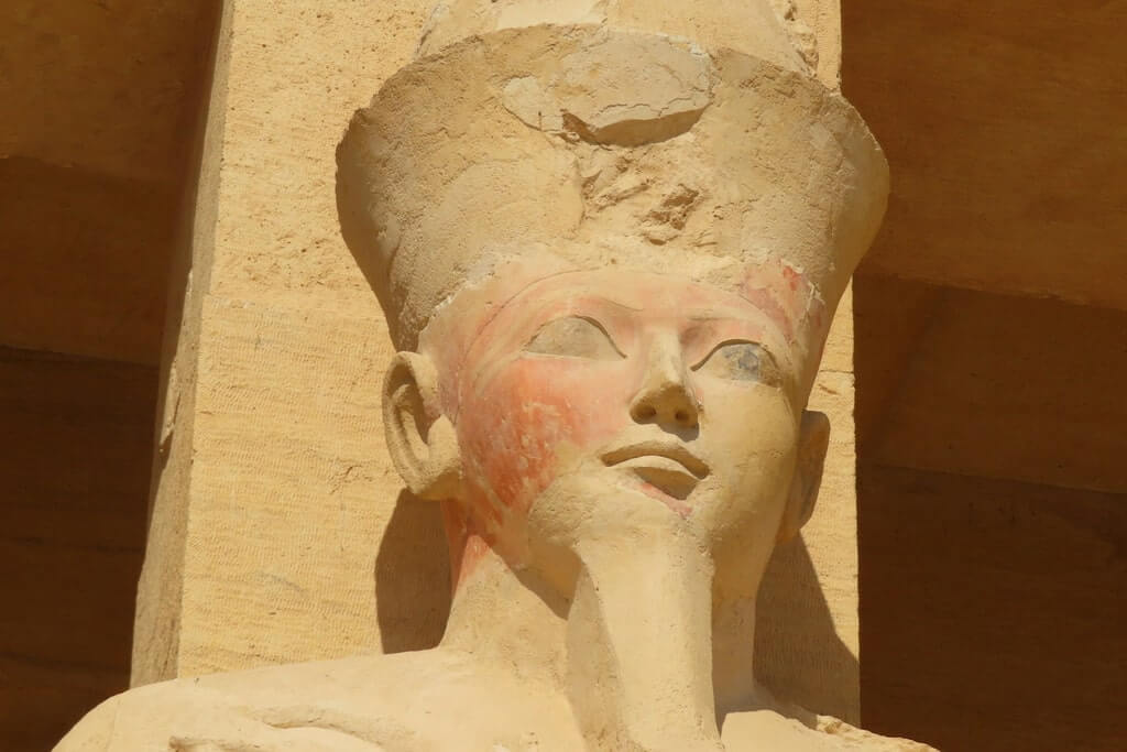 Hatshepsut - 4-Night Movenpick Darakum