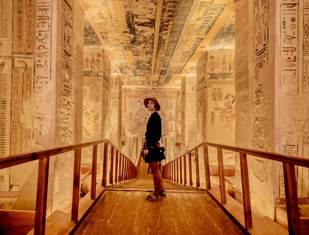 Luxor and Aswan Nile Cruises - Tomb in the valley of the kings - 4-Night Movenpick Darakum