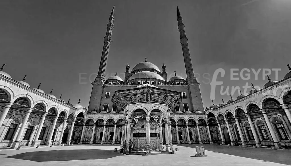 Private Islamic Cairo Expedition; The Citadel, Sultan Hassan, and the Medieval Heart