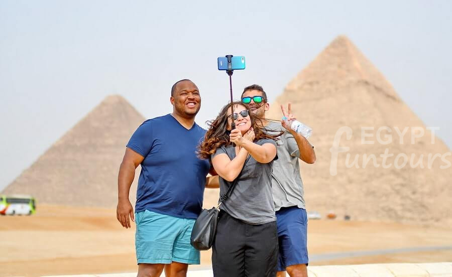Best Day Trip to Pyramids and Sphinx - Egypt Fun Tours