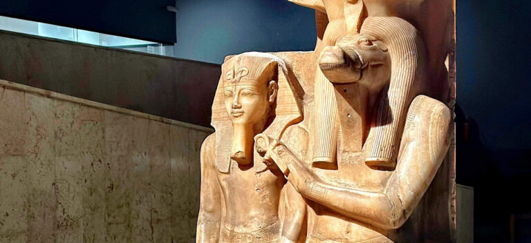 Crocodile in ancient egypt - Egypt Travel Package