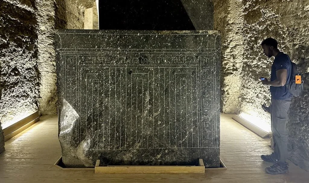 The Significance of the Sarcophagi in the Serapeum