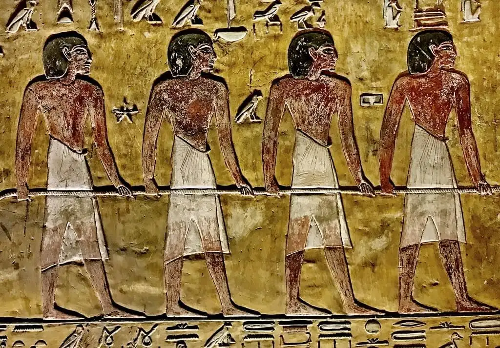 For Men, The Schenti (Kilt)