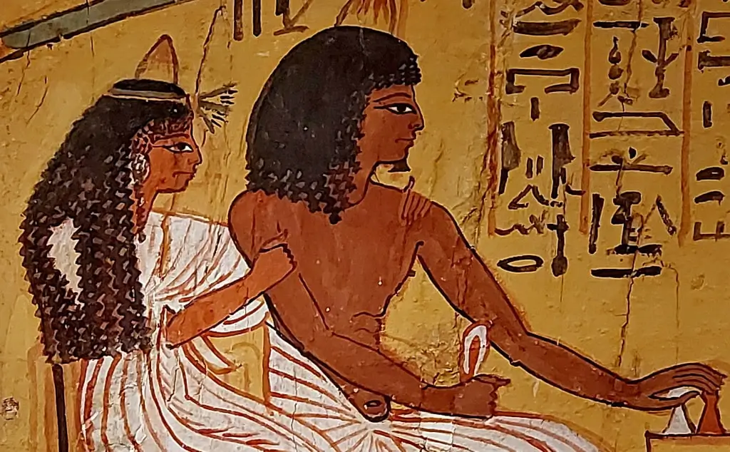 The eyes have it, ancient egyptian cosmetics