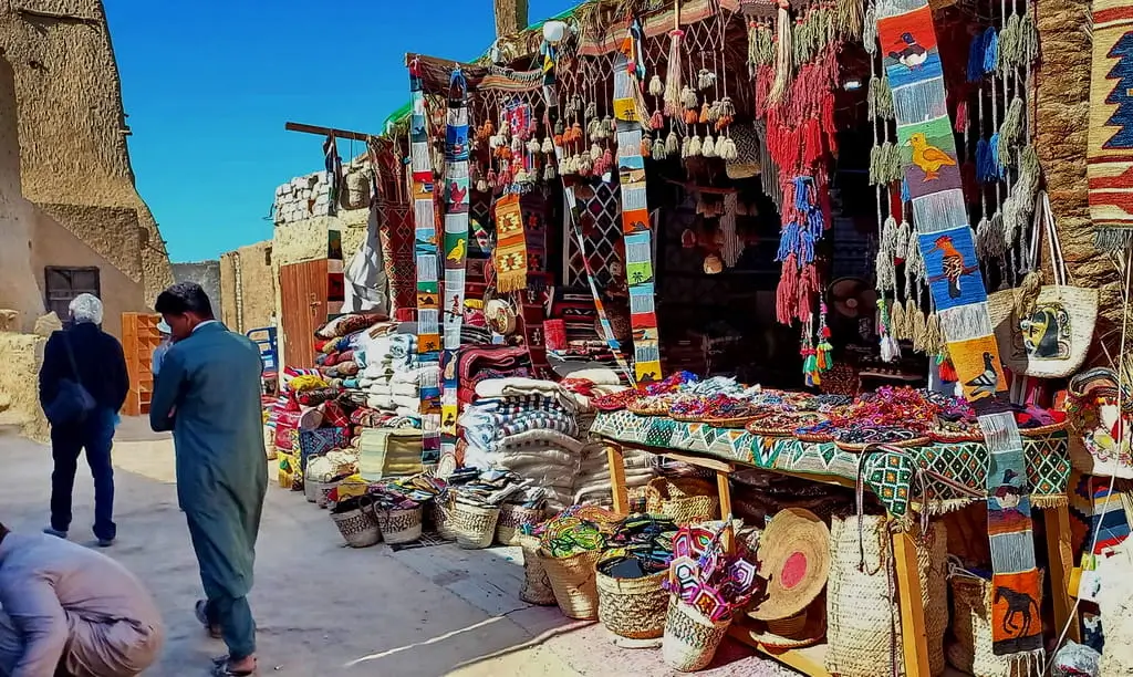 Siwa Open Market Navigating the Market Square