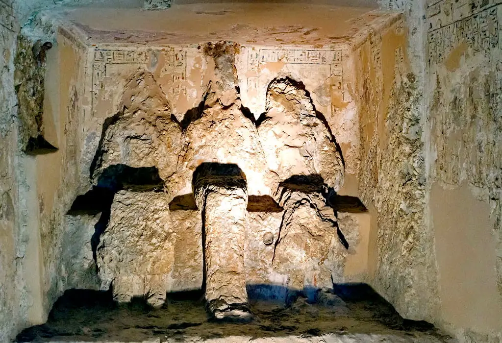 Architectural Grandeur The Temple-Tomb Design