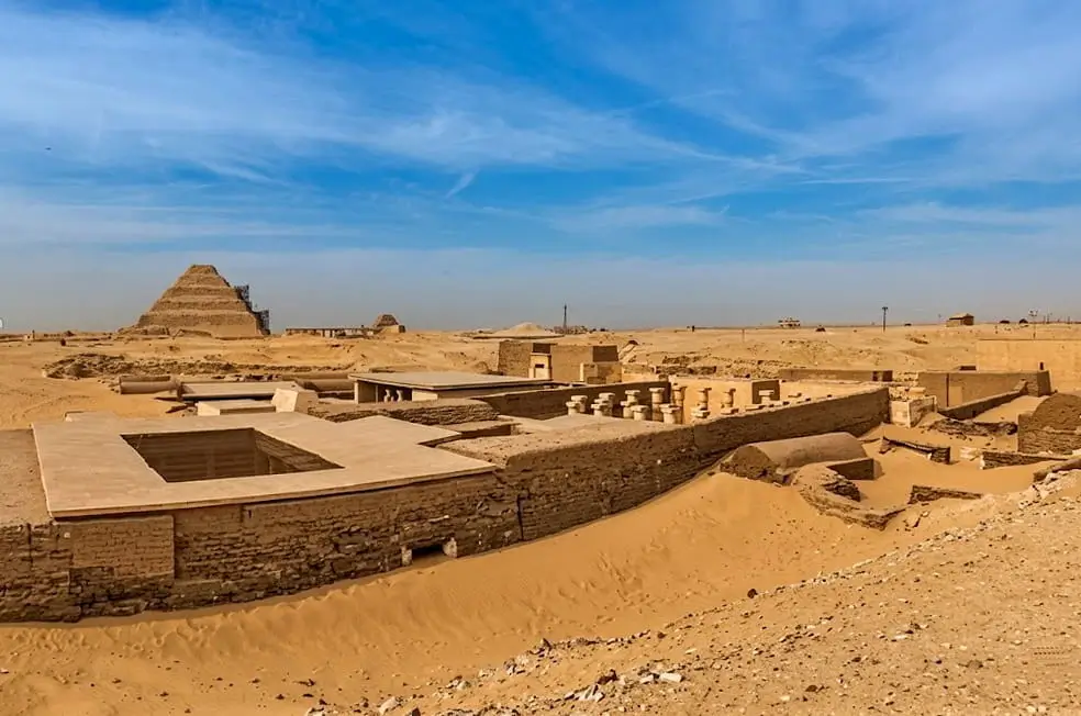 Exploring the Temple-Tomb Layout of the Tomb of Horemheb