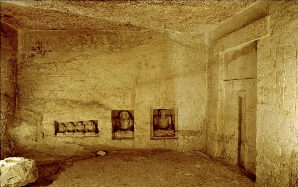 Interior-of-the-Tomb-of-Meresankh-III