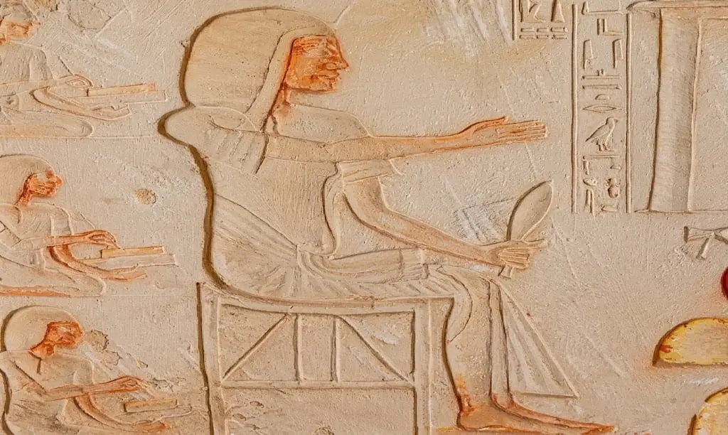 The Art of the Tomb; A Blend of Beauty and Change