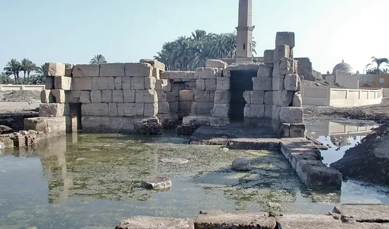 The Temple of Isis at Shenhur The Hidden Sanctuary of the Roman East