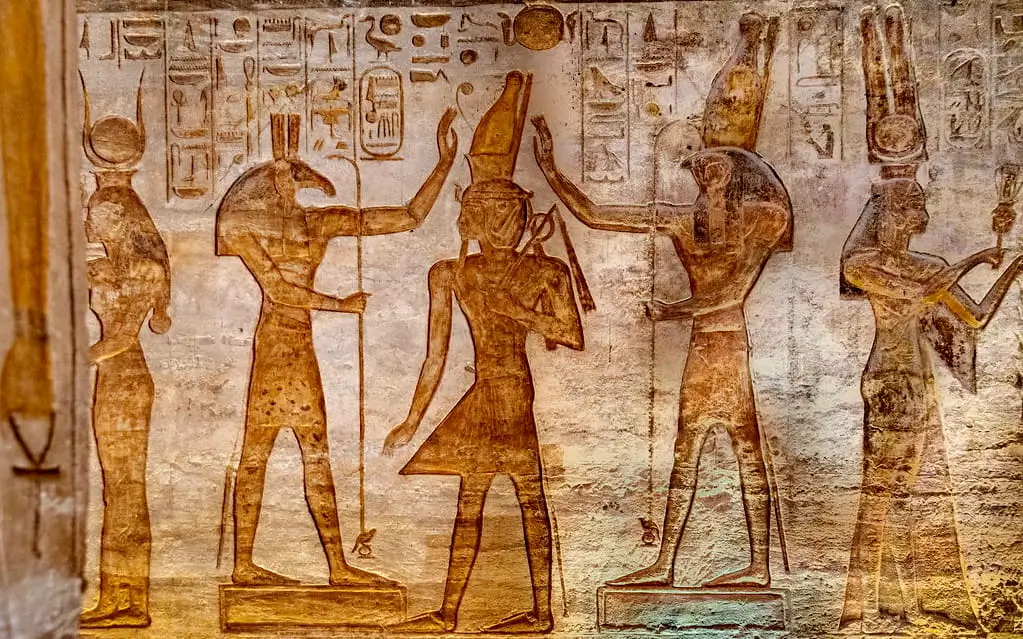 Symbolism of the Crown and Vulture - Temple of Nefertari