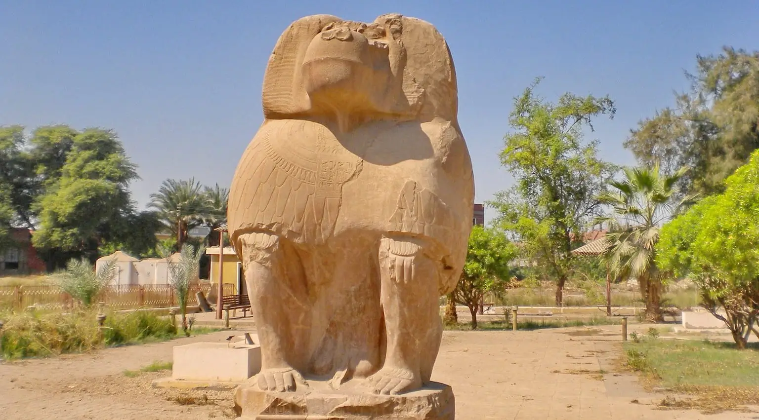 The Colossi of Thoth Giants of the New Kingdom