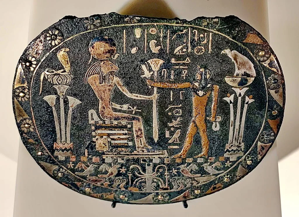 The Seeds of Division Shoshenq III and the Rise of Competing Dynasties