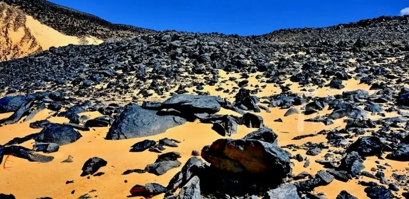 2-Day White Desert & Bahariya Oasis Private Safari; A Surreal Expedition from Cairo - black desert