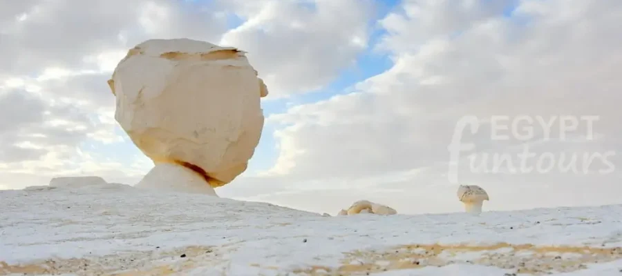 2-Day White Desert & Bahariya Oasis Private Safari; A Surreal Expedition from Cairo