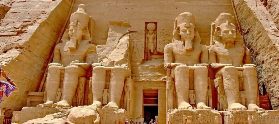 Journey to Egypt in 7 Days Easter Holiday - 12-Day Deluxe Egypt Tour