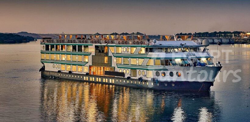 Deluxe-Nile-Cruises-Acamar-Nile-cruise-Egypt-Fun-Tours