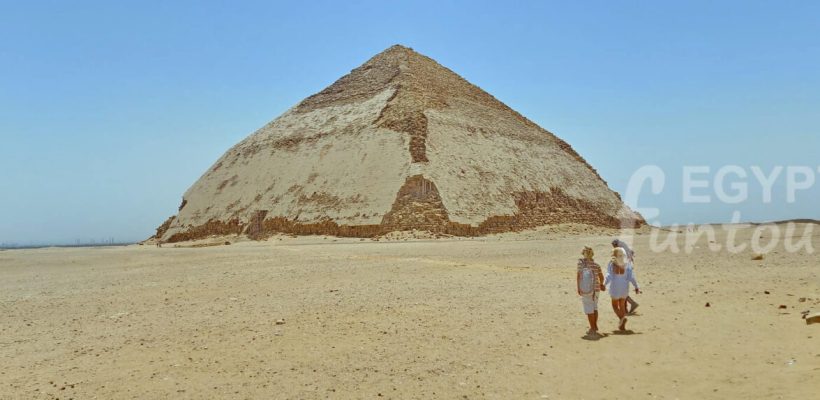 trip to giza pyramids