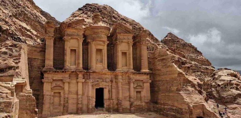 Discover-Petra-egypt-fun-tours