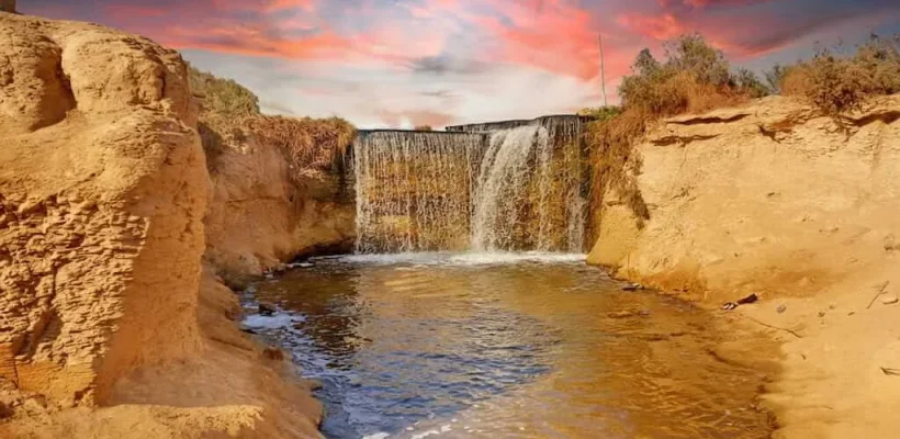 Fayoum Oasis Expedition; A Private 4x4 Journey to Wadi El Hitan and Magic Lake - Wadi El Rayan Waterfalls