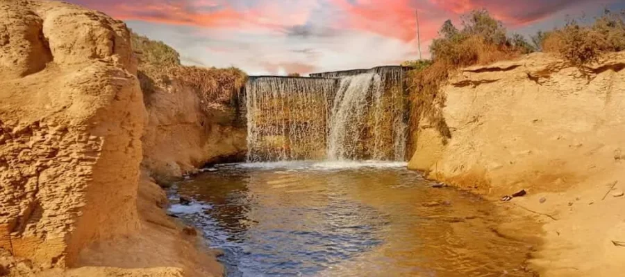 Fayoum Oasis Expedition; A Private 4x4 Journey to Wadi El Hitan and Magic Lake - Wadi El Rayan Waterfalls