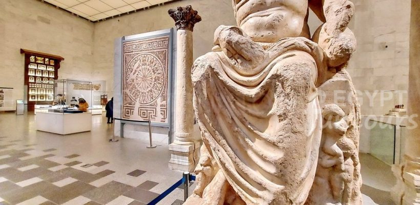 God Nilus NMEC Egypt Fun Tours