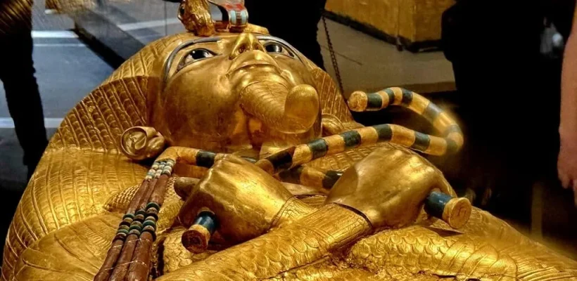 Golden Coffin of King Tut in The GEM - Layover Tour to Pyramids and GEM