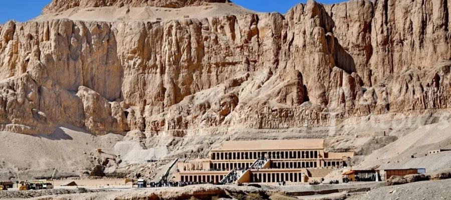 Hatshepsut temple 4