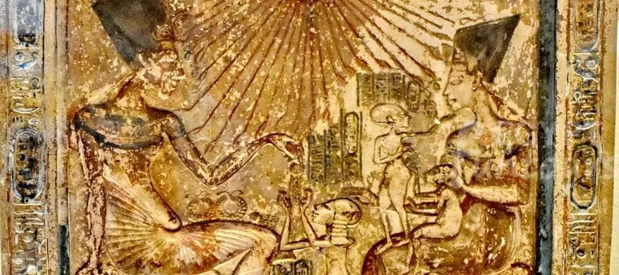 King Ekhnaton family King Ekhnaton Egypt Fun Tours