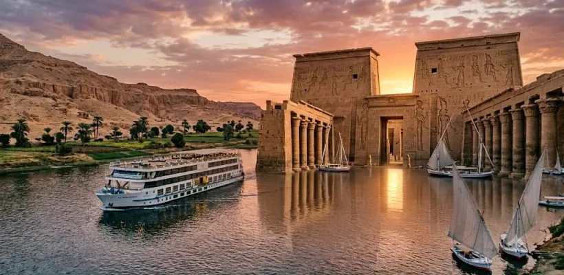 Long Nile Cruises