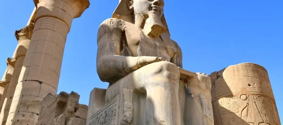 Luxor and Aswan Nile Cruises - Luxor temple - 4-Night Movenpick Darakum