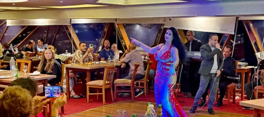 Luxury Nile Dinner Cruise Cairo; 5-Star Buffet & Belly Dance