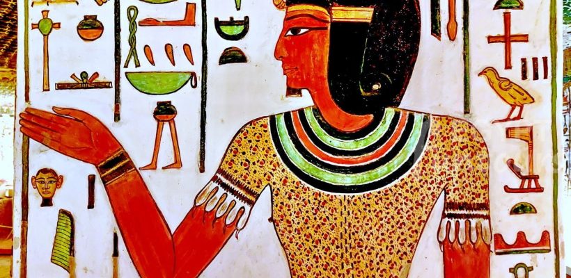 Nefertari tomb qv66 valley queens luxor